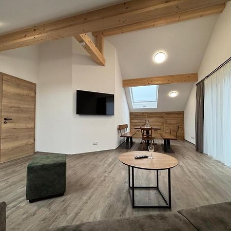 Landgasthaus Zur Linde Pleiskirchen Экстерьер фото