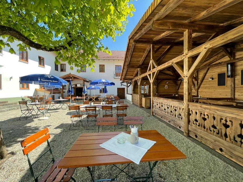 Landgasthaus Zur Linde Pleiskirchen Экстерьер фото