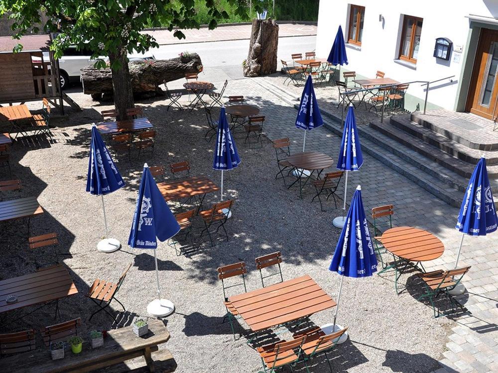 Landgasthaus Zur Linde Pleiskirchen Экстерьер фото