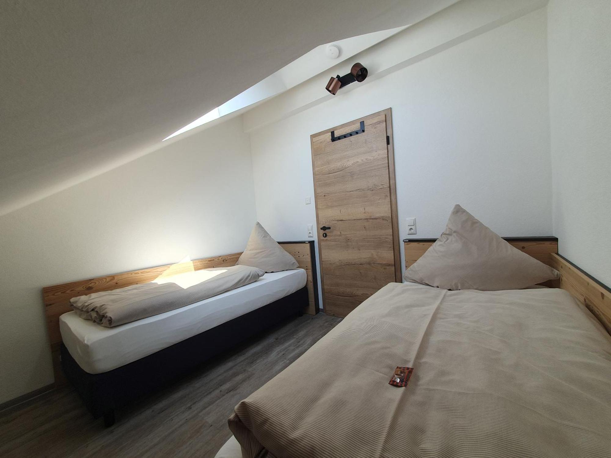 Landgasthaus Zur Linde Pleiskirchen Экстерьер фото