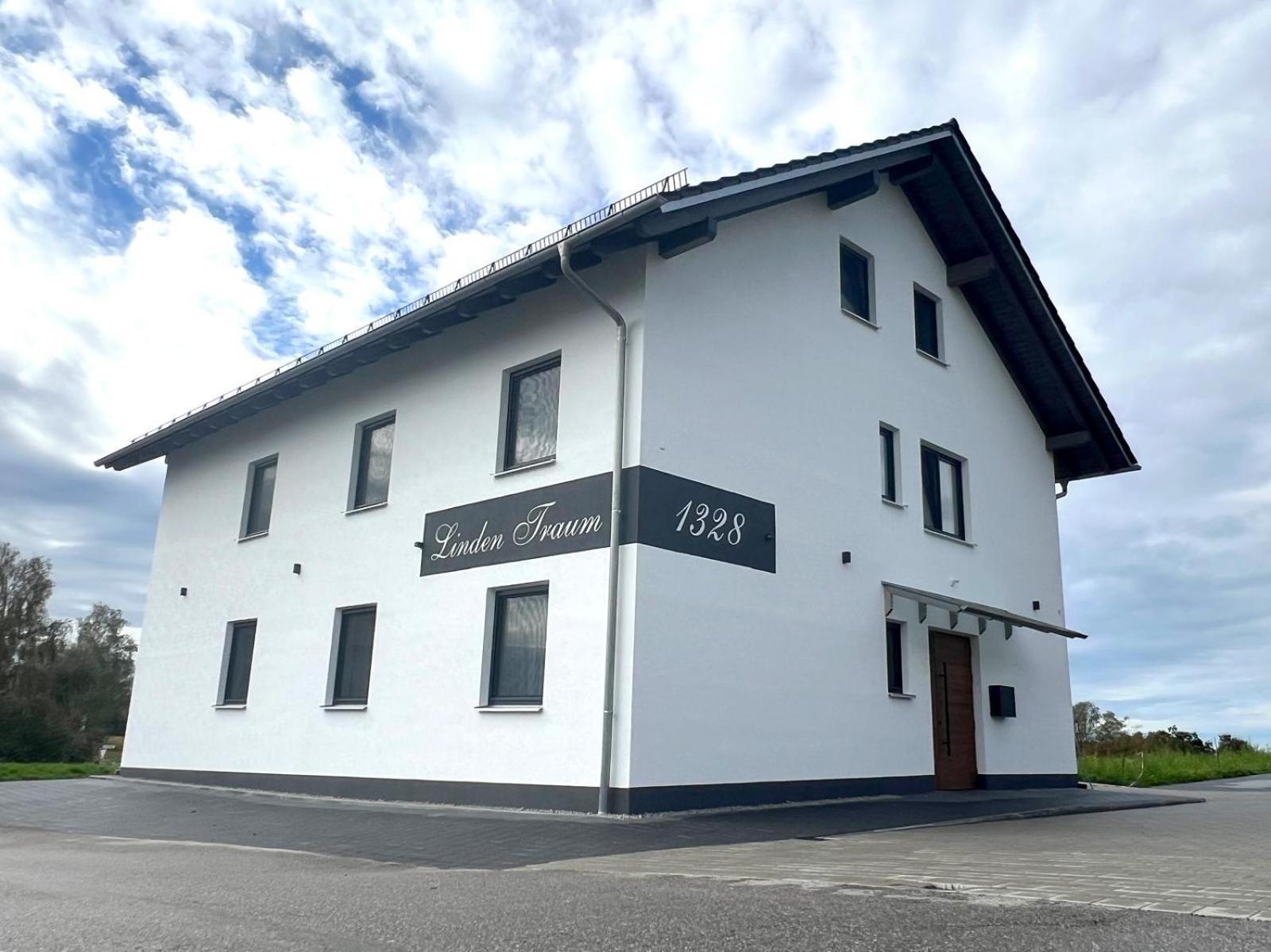 Landgasthaus Zur Linde Pleiskirchen Экстерьер фото